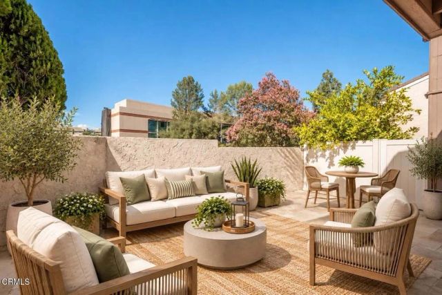 2029 Shoemaker Lane, Thousand Oaks, CA 91320