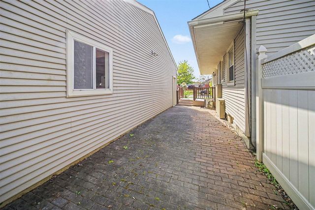 457 Everett Street, Milan, MI 48160