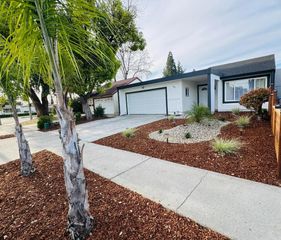 1213 Lightland Road, San Jose, CA 95121