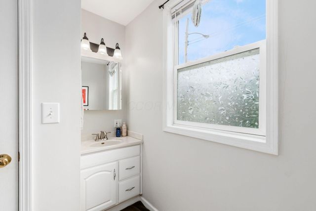 154 E Tompkins Street, Columbus, OH 43202