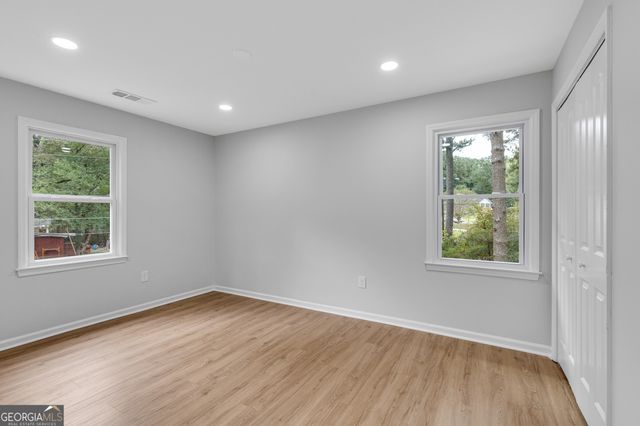 1606 King Road, Riverdale, GA 30296