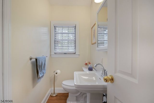 775 W Inman Ave, Rahway City, NJ 07065