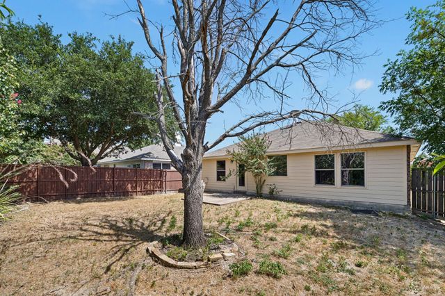 9304 Warren Drive, Mckinney, TX 75071