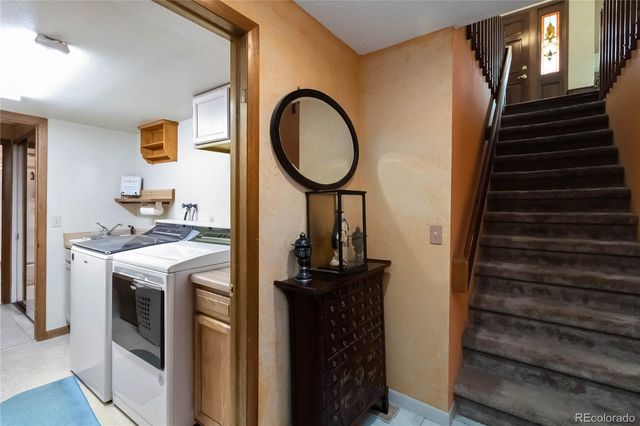 15863 E 7TH Avenue, Aurora, CO 80011