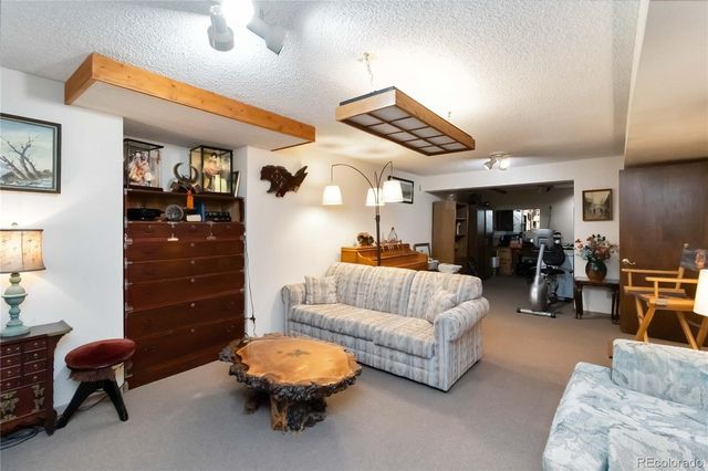 15863 E 7TH Avenue, Aurora, CO 80011