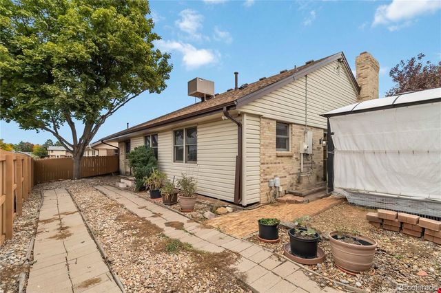 15863 E 7TH Avenue, Aurora, CO 80011