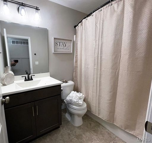 1102 STONE HENGE Court, Pevely, MO 63070