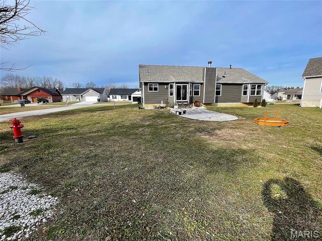 1102 STONE HENGE Court, Pevely, MO 63070