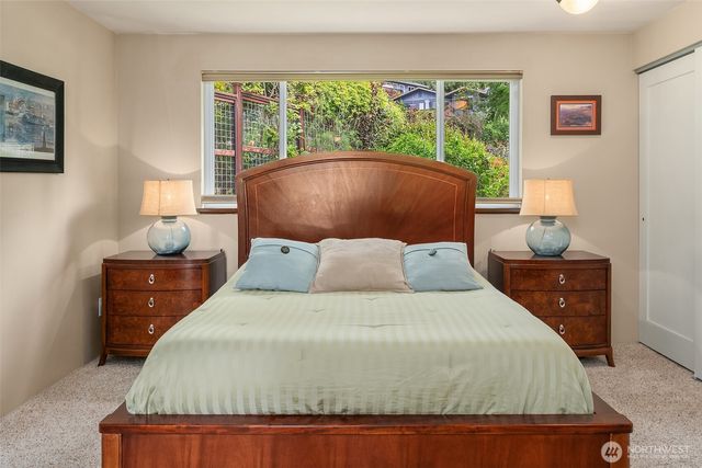 21553 1st Court S, Normandy Park, WA 98198