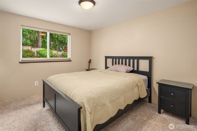 21553 1st Court S, Normandy Park, WA 98198