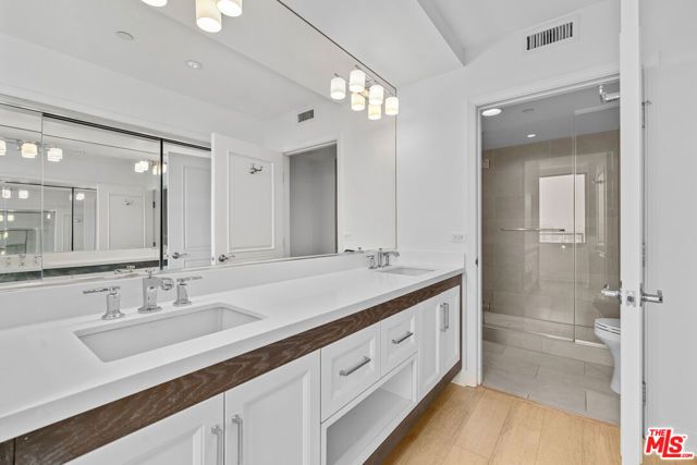 1221 W OCEAN Avenue 1501, Santa Monica, CA 90401