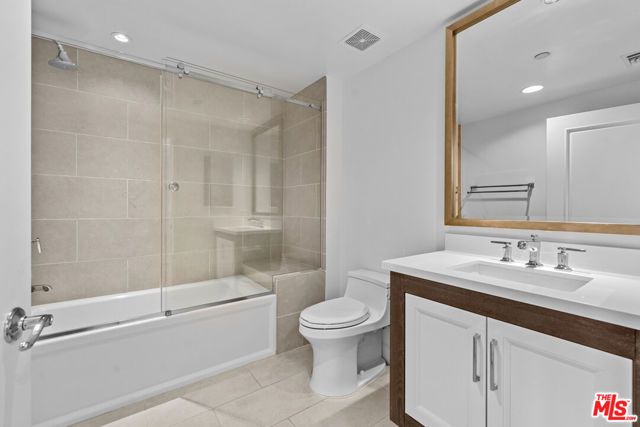 1221 W OCEAN Avenue 1501, Santa Monica, CA 90401