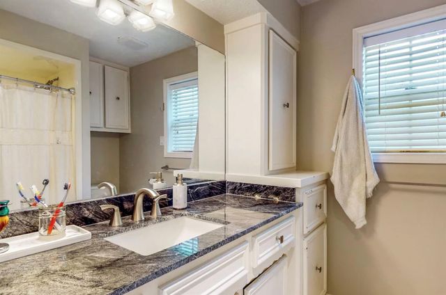 30819 Quinn Road, Tomball, TX 77375