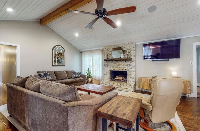 30819 Quinn Road, Tomball, TX 77375