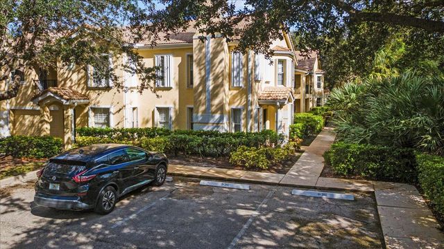 110 SW Peacock Blvd Apt 6-101 St, Port St Lucie, FL 34986