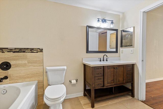 110 SW Peacock Blvd Apt 6-101 St, Port St Lucie, FL 34986