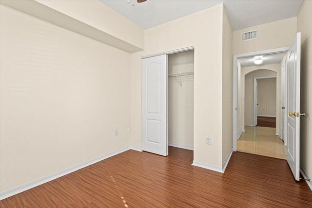 110 SW Peacock Blvd Apt 6-101 St, Port St Lucie, FL 34986