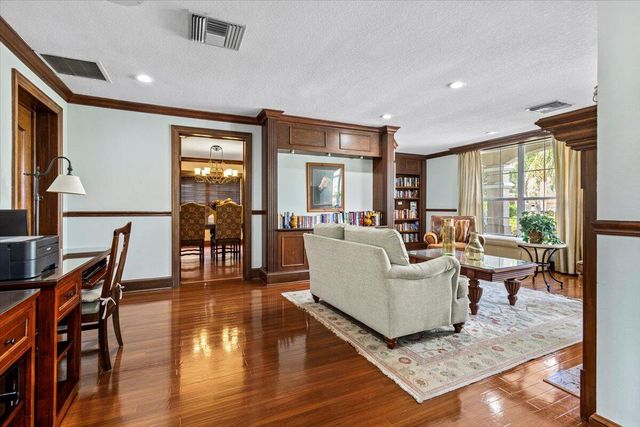 110 SW Peacock Blvd Apt 6-101 St, Port St Lucie, FL 34986