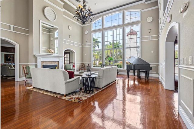 110 SW Peacock Blvd Apt 6-101 St, Port St Lucie, FL 34986