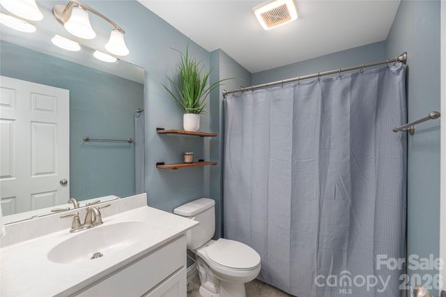 5 Declan Drive, Weaverville, NC 28787