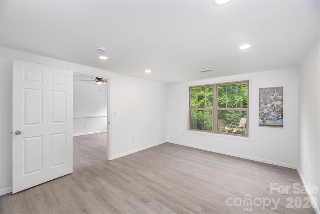 5 Declan Drive, Weaverville, NC 28787