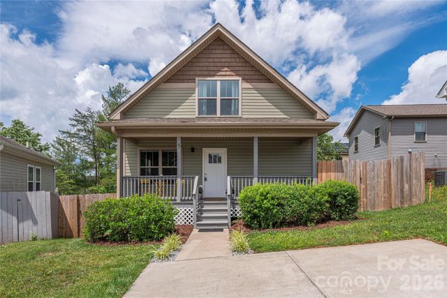 5 Declan Drive, Weaverville, NC 28787