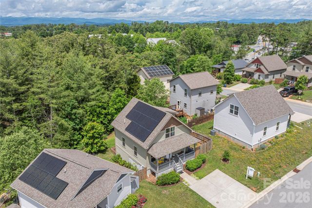 5 Declan Drive, Weaverville, NC 28787