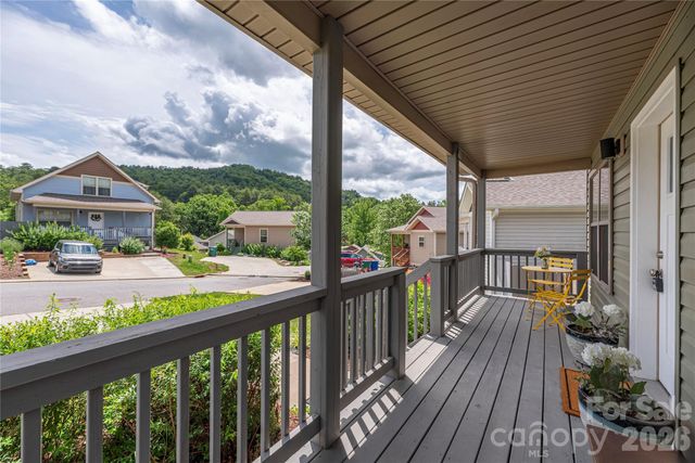 5 Declan Drive, Weaverville, NC 28787