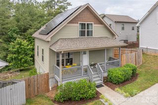 5 Declan Drive, Weaverville, NC 28787