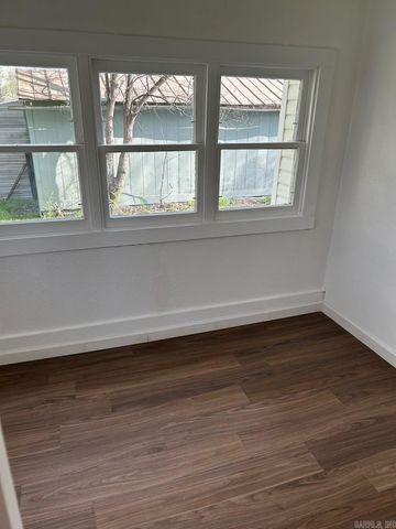 601 N Hickory, Searcy, AR 72143