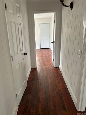 601 N Hickory, Searcy, AR 72143