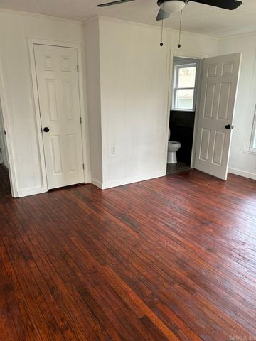 601 N Hickory, Searcy, AR 72143