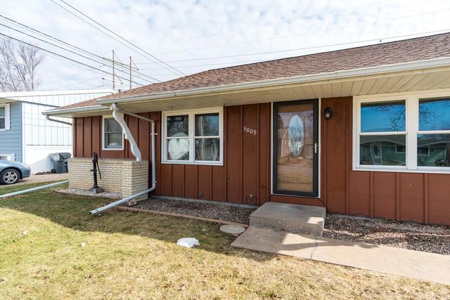 3009 31st STREET S, La Crosse, WI 54601