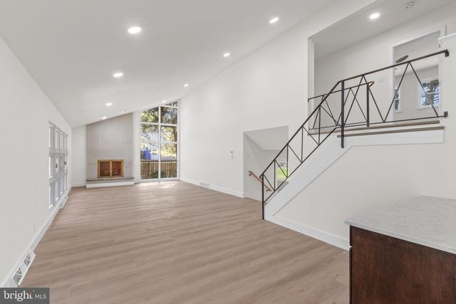 7931 JENKINTOWN RD, Cheltenham, PA 19012