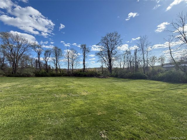 1462 Clove Valley Road, Lagrangeville, NY 12540