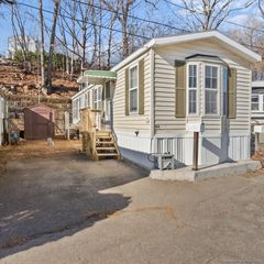 44 Hemlock Drive, Shelton, CT 06484