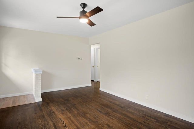 8034 W Tesch AVENUE, Milwaukee, WI 53220