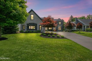 2 Corey Creek Road, Toledo, OH 43623