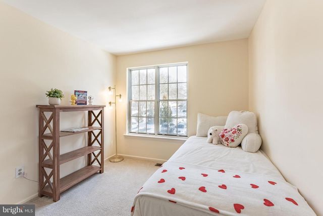 6143 MARTINS LANDING CT, Burke, VA 22015