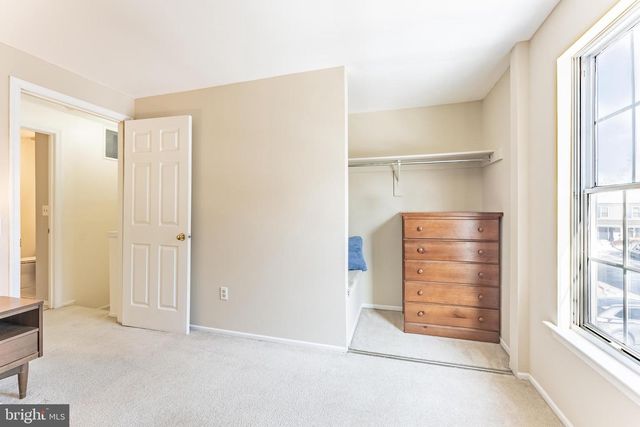 6143 MARTINS LANDING CT, Burke, VA 22015