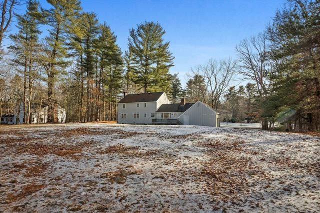 6 Glen Drive, Lynnfield, MA 01940