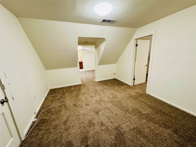 402 S Bryan Belt Line Road, Mesquite, TX 75149