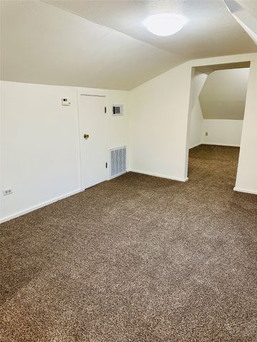 402 S Bryan Belt Line Road, Mesquite, TX 75149