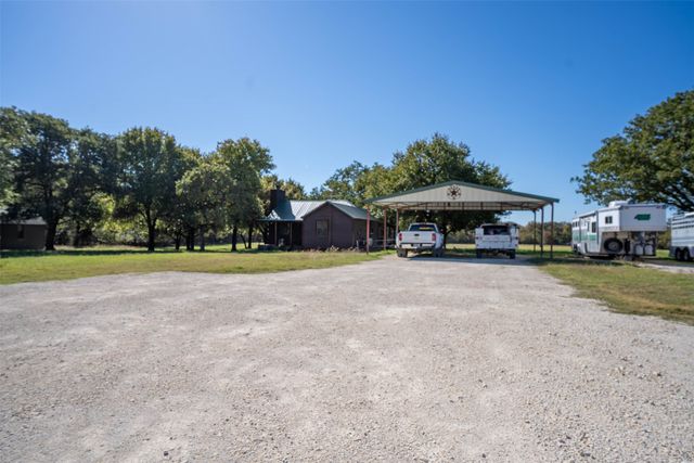 1293 Hcr 1425, Covington, TX 76636
