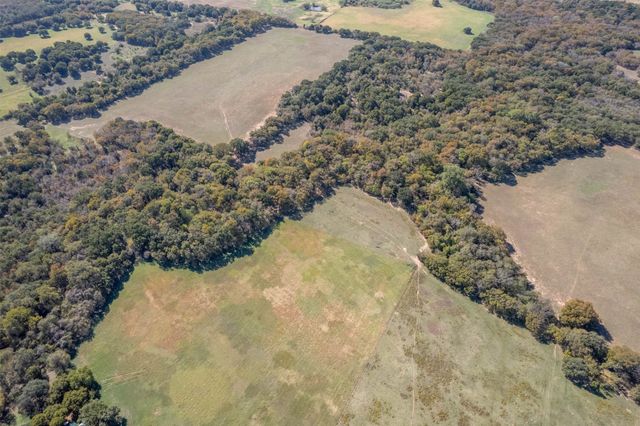 1293 Hcr 1425, Covington, TX 76636