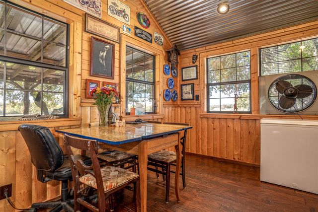 1293 Hcr 1425, Covington, TX 76636