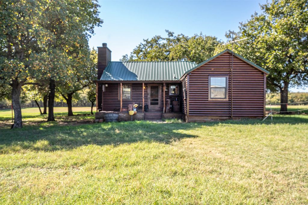1293 Hcr 1425, Covington, TX 76636