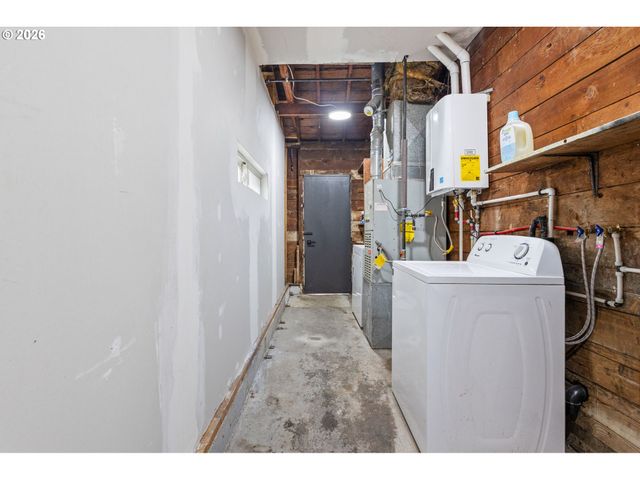 8625 Se KNAPP St, Portland, OR 97266