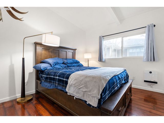 8625 Se KNAPP St, Portland, OR 97266