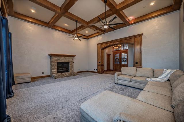 3740 Redmont Trace, Edmond, OK 73034